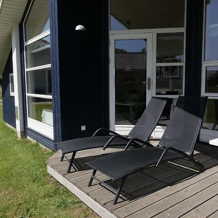 בית נופש 2 Sea C 30 *